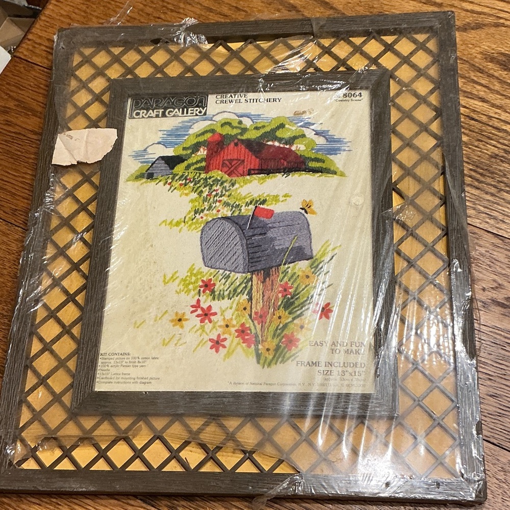 1981 Paragon Craft Gallery #8064 Country Scene Crewel Kit with Frame NIP